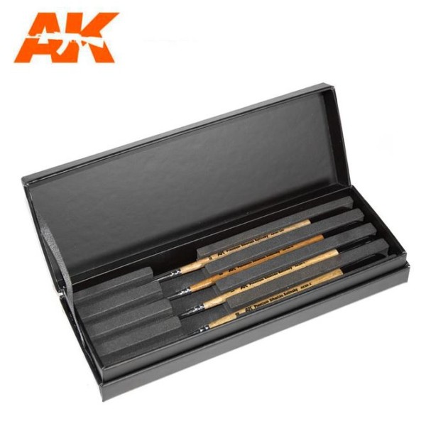 AK Interactive PREMIUM SIBERIAN KOLINSKY BRUSHES DELUXE CASE